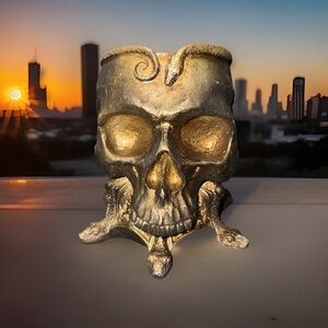 Ashland Halloween Wicked Garden Gold Skull Jardin w/snakes Container~Resin
